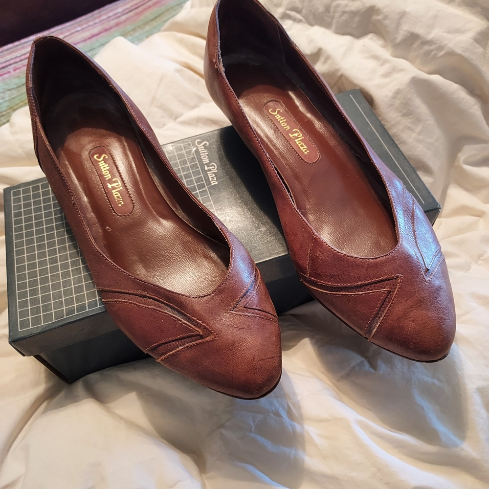 Stylish Brown Leather Wedges by